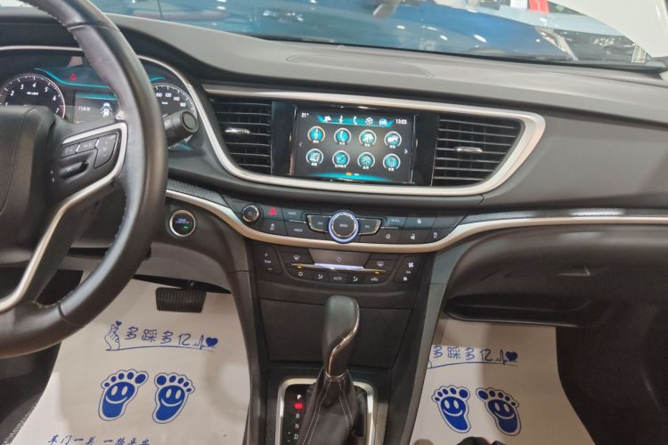 别克 英朗 2018款 18T 自动旗舰型中控内饰16