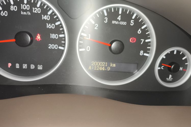 别克GL8 2014款 2.4L 经典版中控内饰15