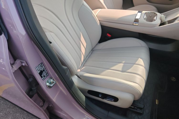 埃安 AION RT 2025款 650激光雷达版局部细节41