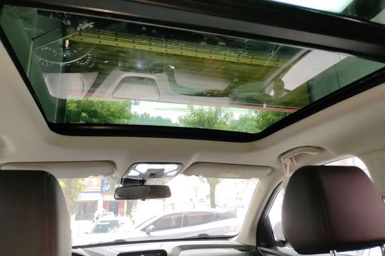 长安CS55 2018款 1.5T 自动炫动型 国V中控内饰22