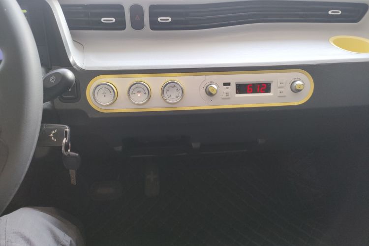 五菱汽车 宏光MINIEV 2021款 马卡龙臻享款 三元锂中控内饰16