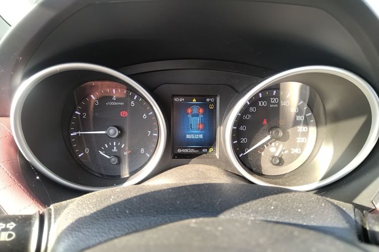 哈弗H6 Coupe 2021款 智联版 1.5T 自动两驱精英型中控内饰14