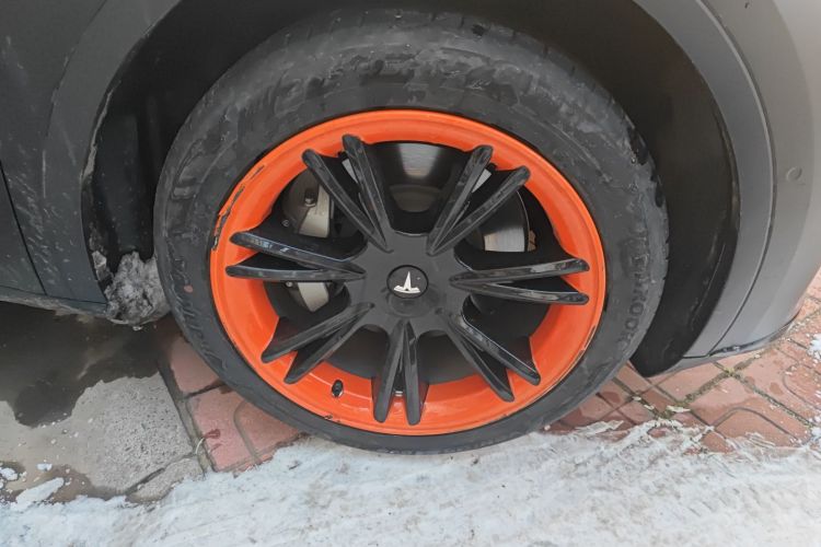 特斯拉 Model Y 2022款 改款 长续航全轮驱动版车身外观10