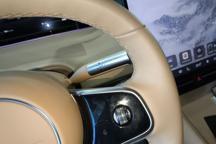 鸿蒙智行 智界R7 2025款 增程 331km Ultra中控内饰18