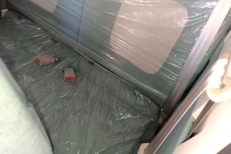 凌宝汽车 凌宝uni 2025款 微甜版 11.52kWh中控内饰21