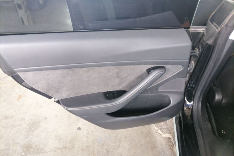 特斯拉 Model 3 2019款 标准续航后驱升级版中控内饰7008