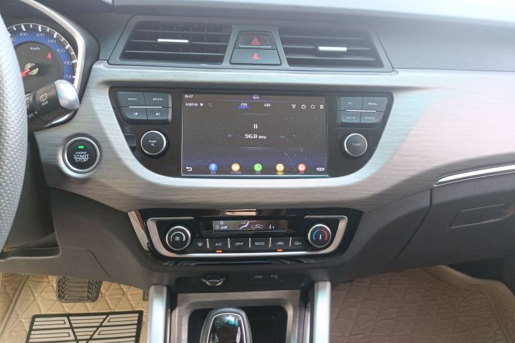 吉利汽车 远景X3 2017款 1.5L 自动精英型局部细节16