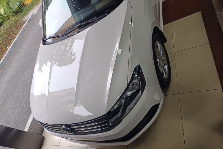 大众 朗逸 2017款 1.6L 自动风尚版车身外观2