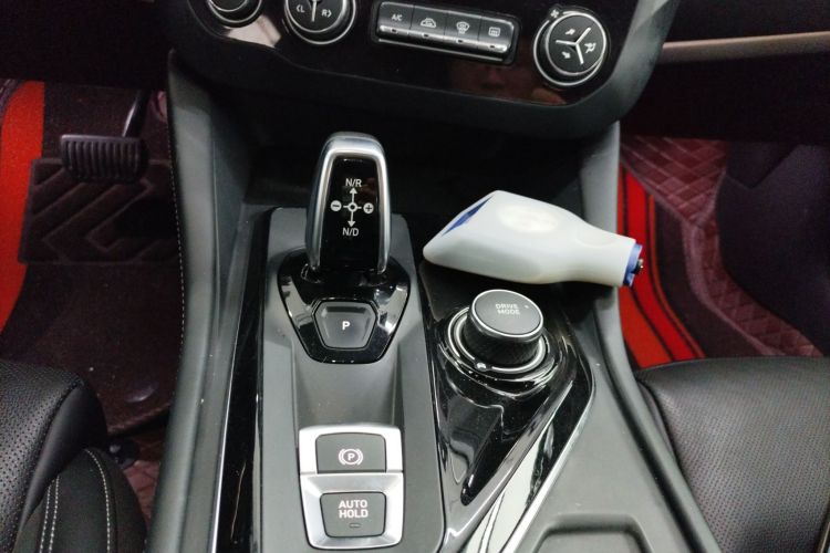 领克03 2022款 2.0TD DCT劲Pro中控内饰18