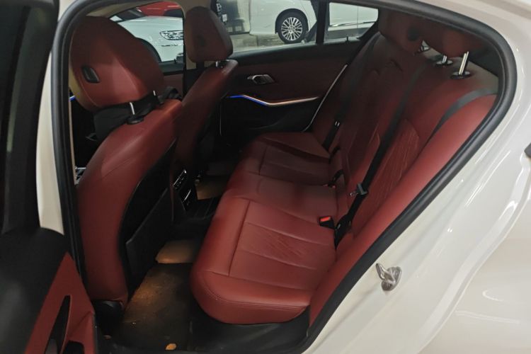 宝马3系 2022款 改款 325i M运动套装中控内饰21