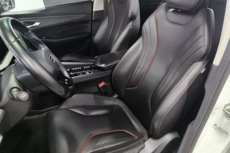 吉利汽车 2022款 缤瑞COOL 1.5T DCT电掣版中控内饰19