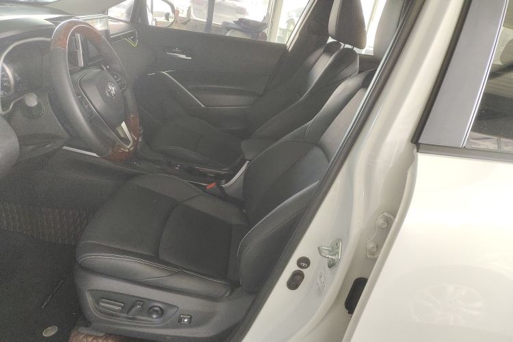 丰田 锋兰达 2022款 2.0L CVT豪华版中控内饰19