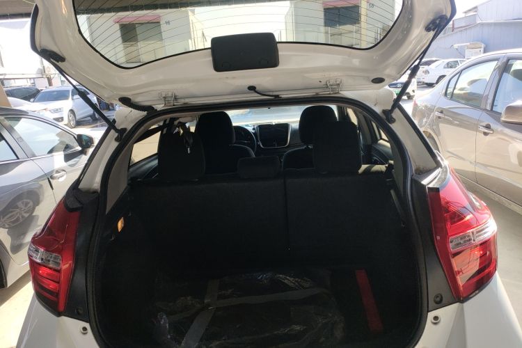 丰田 YARiS L 致炫 2019款 1.5E CVT魅动版 国VI机舱底盘23