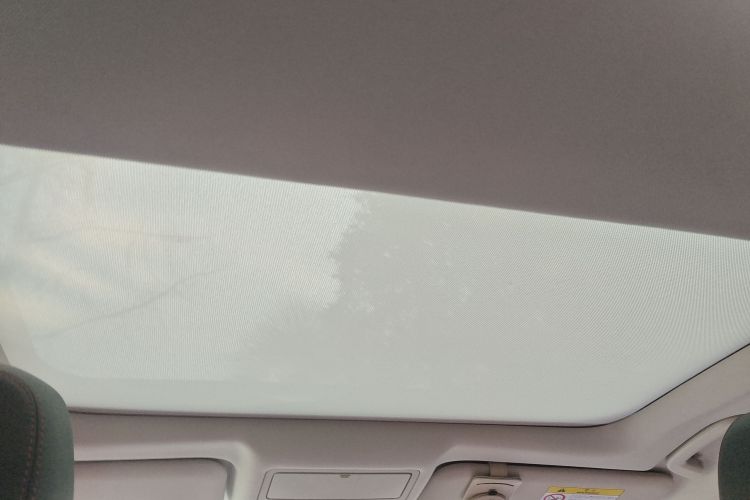 捷豹XE 2017款 2.0T 200PS R-Sport局部细节22