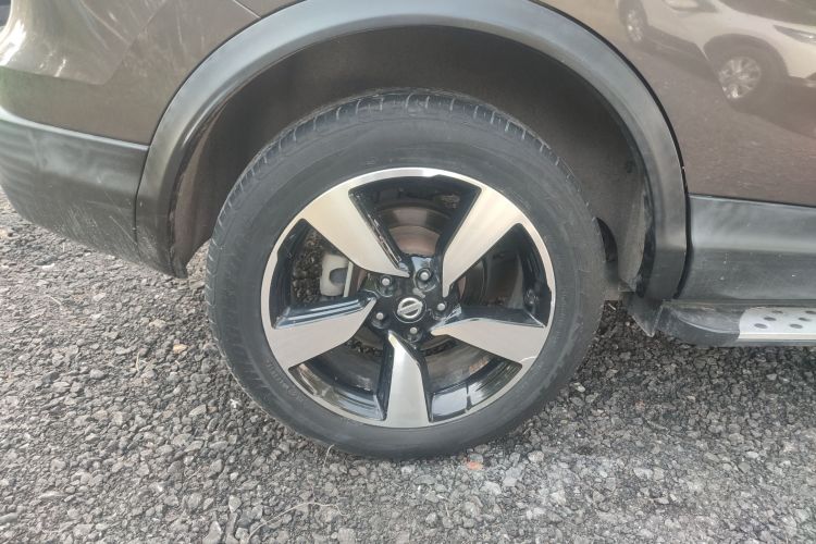 日产 逍客 2017款 2.0L CVT豪华版 国V车身外观56