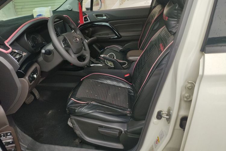 广汽传祺 传祺GS4 2015款 200T G-DCT精英版中控内饰19