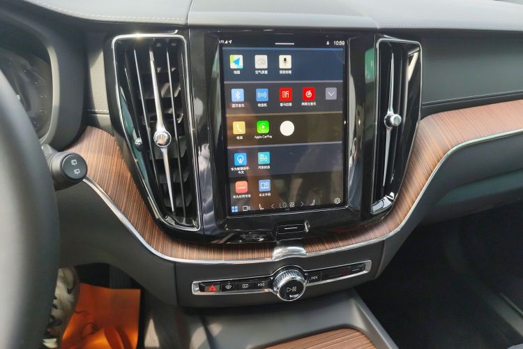 沃尔沃XC60 2025款 B5 四驱智远豪华版中控内饰16