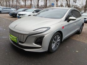 红旗E-QM5 2024款 610km PLUS