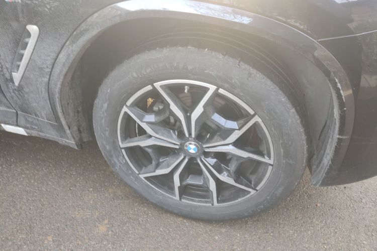 宝马X3 2022款 xDrive25i M运动套装车身外观10