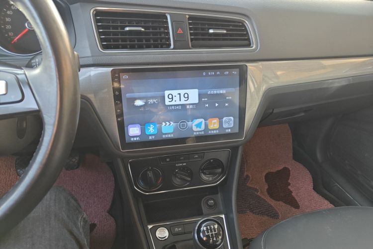 大众 朗逸 2017款 1.6L 手动舒适版中控内饰16