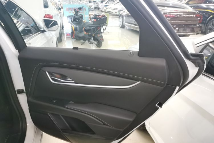 凯迪拉克XTS 2018款 28T 技术型中控内饰45