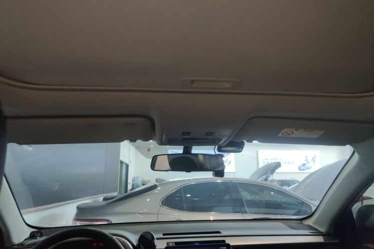 丰田 RAV4荣放 2019款 2.0L CVT两驱先锋版 国V中控内饰22