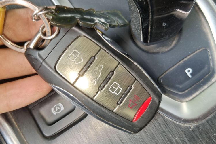 哈弗H6 2021款 国潮版 1.5T 自动冠军版中控内饰11