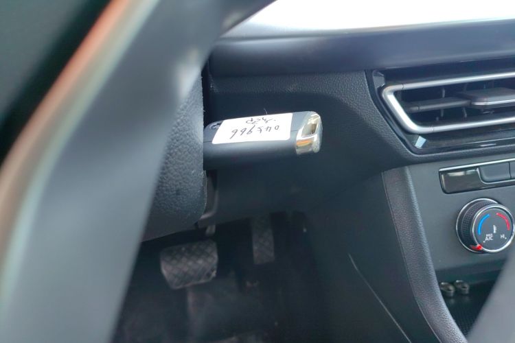 大众 朗逸 2023款 改款 1.5L 自动得逸版中控内饰11