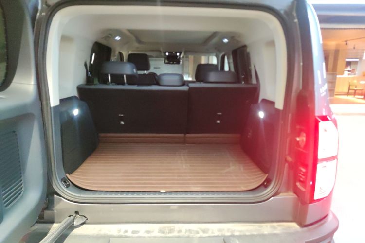 方程豹 豹5 2023款 探索版局部细节23