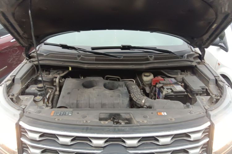 福特 探险者(进口) 2016款 2.3T 精英版机舱底盘24