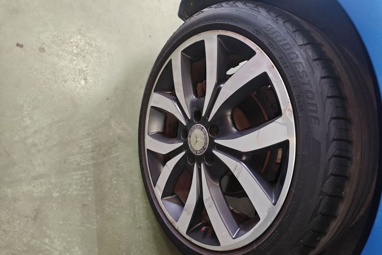 奔驰A级(进口) 2015款 A 200 时尚型车身外观6008