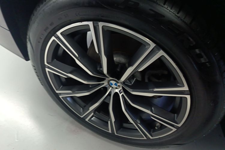 宝马X5(进口) 2019款 xDrive40i M运动套装车身外观6006