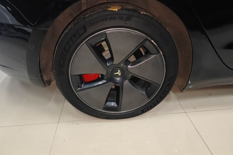 特斯拉 Model 3 2022款 后轮驱动版车身外观6008