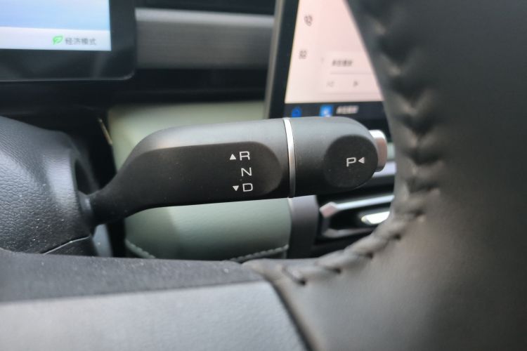 宝骏悦也Plus 2026款 301km旗舰版中控内饰18