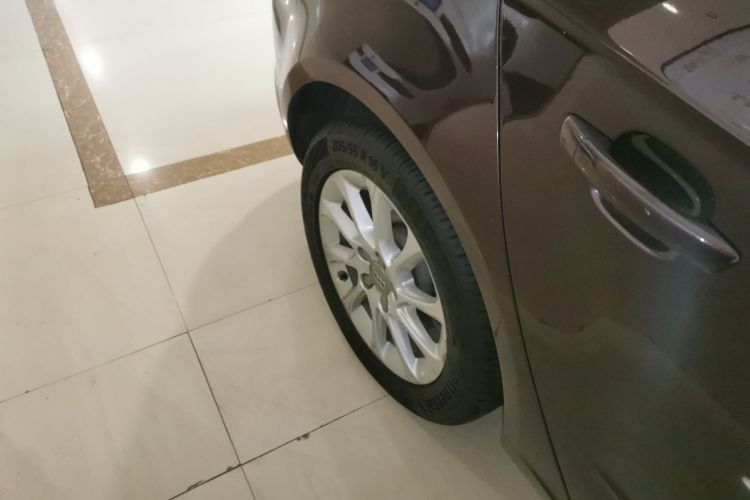 奥迪A3 2014款 Sportback 35 TFSI 自动时尚型车身外观6008