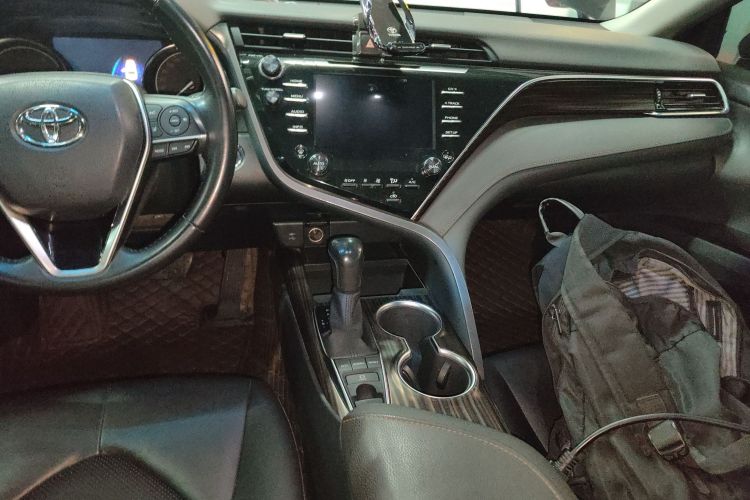 丰田 凯美瑞 2018款 2.5G 豪华版局部细节16