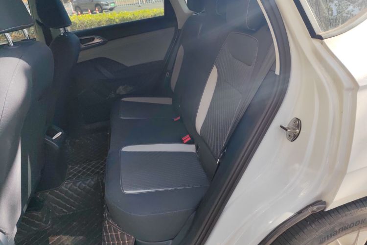 大众 途岳 2023款 300TSI 两驱新月版中控内饰21