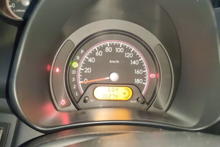 铃木 奥拓 2013款 1.0L 自动豪华型中控内饰14