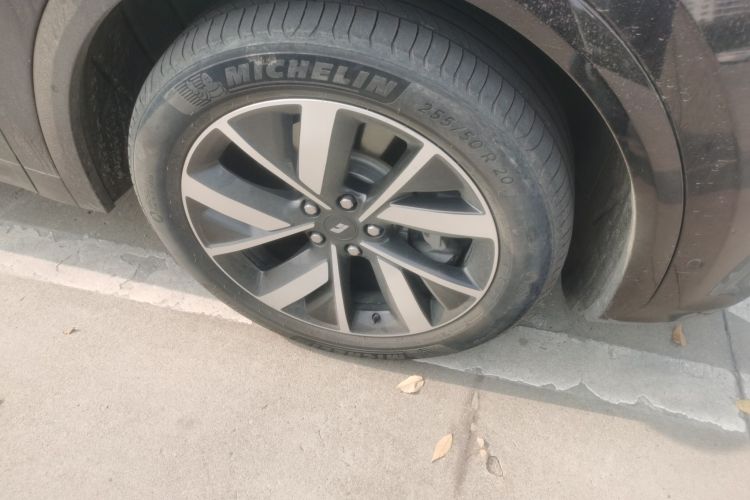 理想汽车 理想L7 2023款 Pro车身外观6007