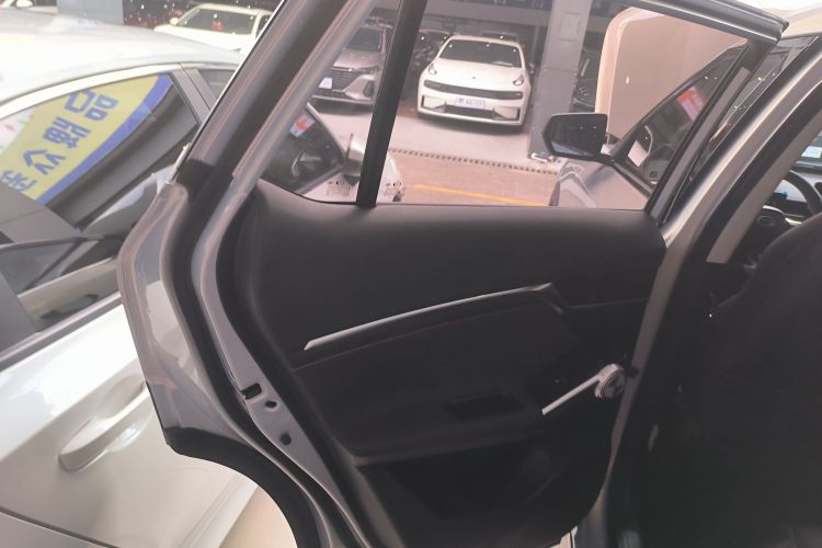 广汽传祺 影酷 2022款 1.5T 超新星版中控内饰49