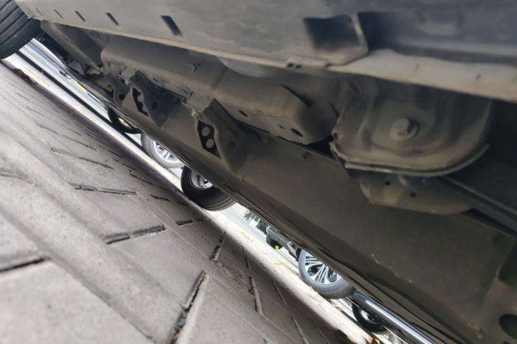 哪吒汽车 哪吒V 2022款 潮 400 Lite局部细节9003