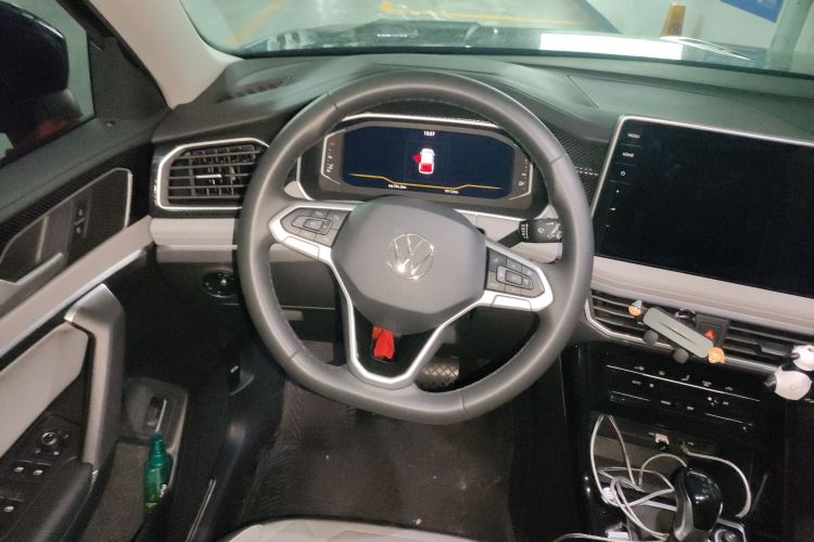 大众 探岳 2023款 300TSI 两驱豪华Plus进阶版中控内饰13