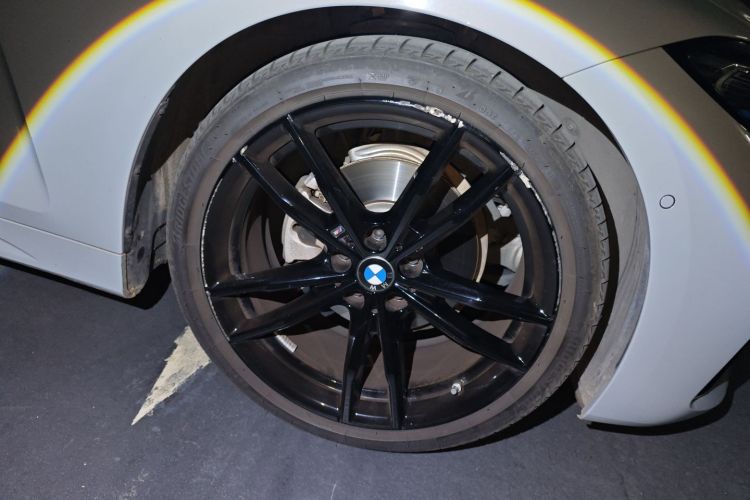 宝马4系 2023款 425i M运动曜夜套装车身外观10