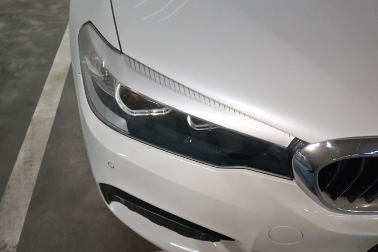 宝马5系 2019款 改款 525Li M运动套装车身外观8