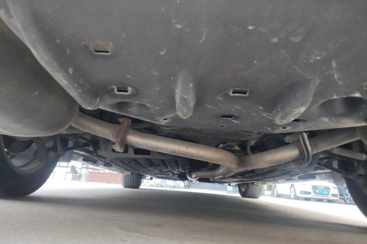 雷克萨斯ES 2013款 250 精英版局部细节9009