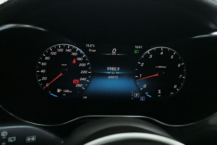 奔驰GLC 2022款 改款二 GLC 260 L 4MATIC 豪华型中控内饰14