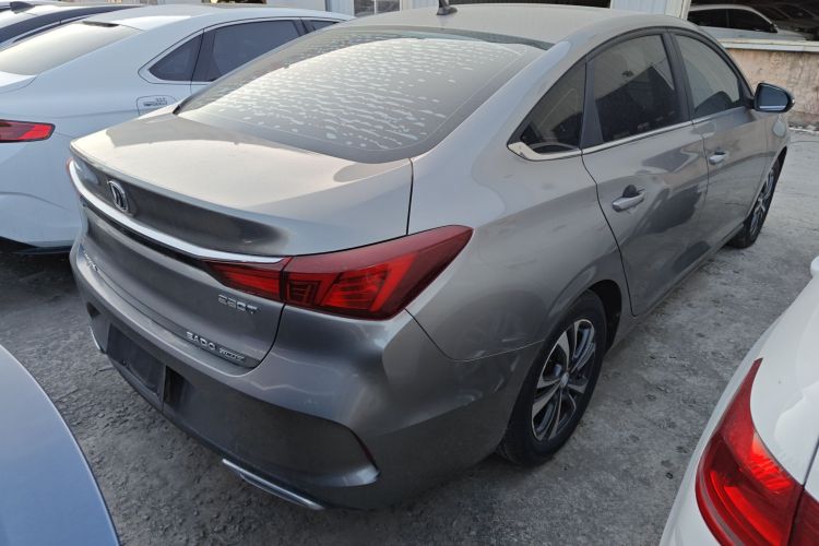 长安 逸动 2020款 PLUS 1.6L GDI 自动豪华型车身外观6005