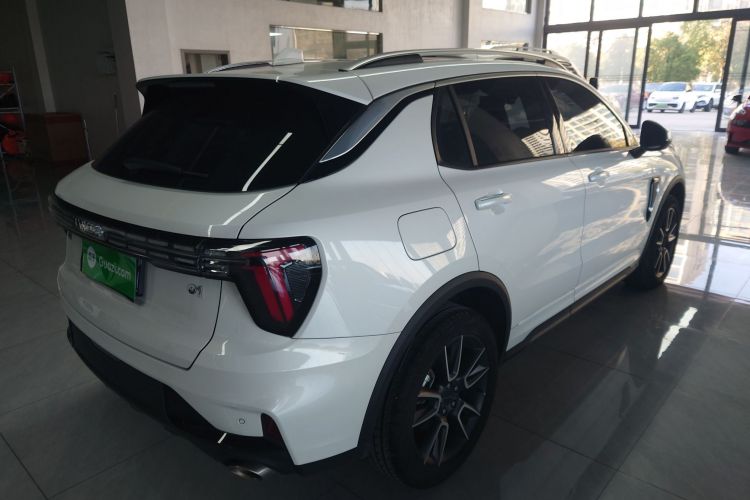 领克01 2023款 2.0TD 两驱型Pro车身外观7