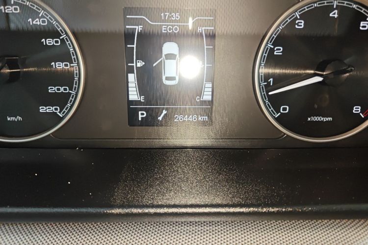 奇瑞 艾瑞泽5 2019款 改款PRO 1.5L CVT青春版 国VI中控内饰15