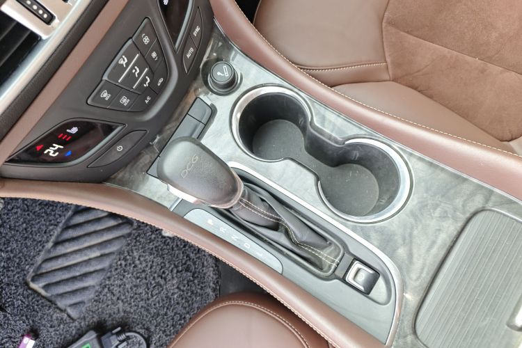 别克 昂科威 2016款 20T 两驱精英型局部细节18